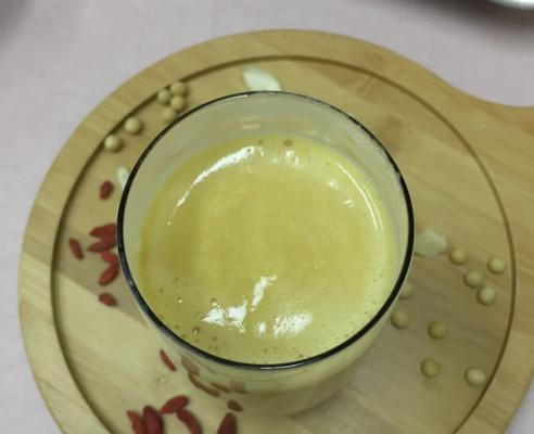 以益智豆浆为主打的健康饮品制作方法（让你在家也能享受到健康饮品的滋味）-第2张图片-美味行家
