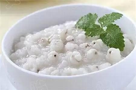 五仁灰山药羹的制作方法（以传统五仁为主料，搭配营养丰富的山药，营养美味又健康）-第1张图片-美味行家