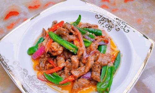 家常美食大赏——以线椒牛柳为主题的做法（清淡营养口感绝佳，轻松入口让你回味无穷）-第2张图片-美味行家