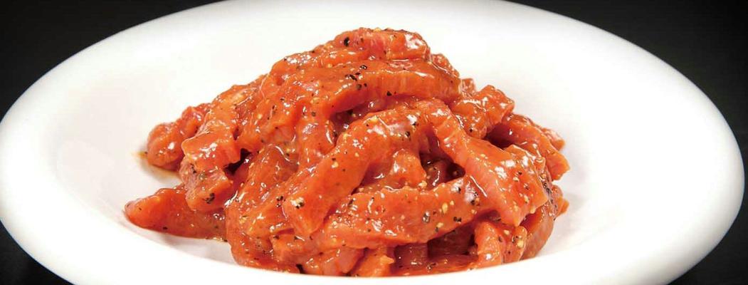 家常美食大赏——以线椒牛柳为主题的做法（清淡营养口感绝佳，轻松入口让你回味无穷）-第3张图片-美味行家