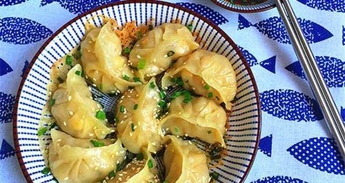 蟹肉皮冻煎饺的制作方法（美味健康的自制煎饺）-第3张图片-美味行家