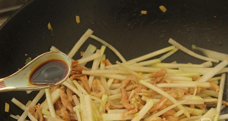 肉末苤蓝家常菜的制作方法（营养美味的蔬菜搭配肉末，营养丰富美味可口）-第2张图片-美味行家
