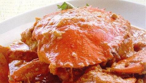 手把手教你做新加坡辣椒蟹（以家庭厨房为舞台，尝遍南洋美食的热门）-第1张图片-美味行家