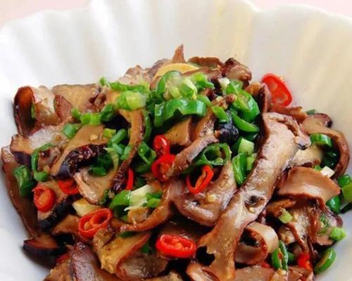 用素鸡烧老鹅，美味尽享（一道营养丰富的佳肴，让您回味无穷）-第2张图片-美味行家