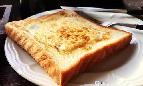 五花吐司制作指南（用关爱和心意制作美味早餐，让生活更精彩）-第2张图片-美味行家