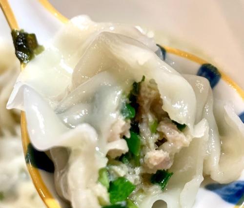 五味拌馄饨的制作方法（掌握关键步骤，做出美味可口的馄饨）-第1张图片-美味行家