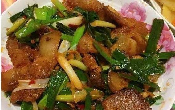 香辣素鸡的制作方法（如何制作美味的香辣素鸡）-第1张图片-美味行家