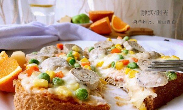 吐司盏披萨，手工自制美味（快速便捷，营养美味的家常披萨）-第1张图片-美味行家