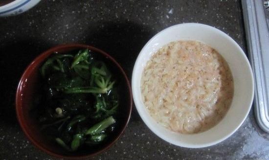 虾皮炒菠菜，健康又美味（教你如何轻松做出开胃健康的虾皮炒菠菜）-第3张图片-美味行家