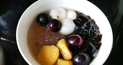五果汤的制作方法与功效（用五味果实煮汤，滋补身体健康）-第2张图片-美味行家