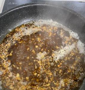 益母草煮鸡蛋（健康生活的秘诀就在这里，益母草煮鸡蛋让您更健康！）-第2张图片-美味行家