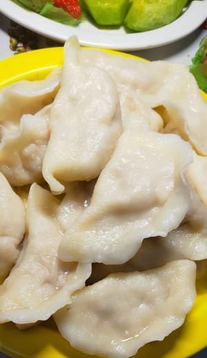 酸菜肉饺子的制作方法（享受美味，品尝家乡味道）-第3张图片-美味行家