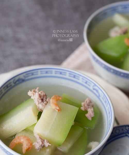 健康美味，瘦肉香菇酿节瓜的做法（用清爽的鲜香口感拒绝暴饮暴食）-第1张图片-美味行家