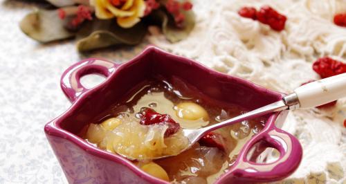 清凉夏日，美味银耳雪梨桂花冻撞奶！-第3张图片-美味行家