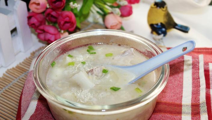山药瘦肉粥——健康瘦身的佳品（鲜美可口的健康粥，让你轻松瘦身）-第1张图片-美味行家