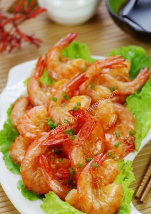美味炸虾头，轻松做出好滋味（油炸虾头的制作方法，让你吃到最美味的味道）-第3张图片-美味行家
