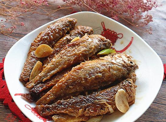 美味健康，咸菜春笋烧小黄鱼（以清爽为主，营养又好吃）-第1张图片-美味行家