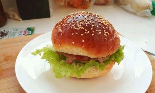土豆汉堡早餐的制作方法（美味可口的早餐，营养丰富的选择）-第2张图片-美味行家