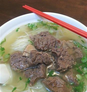 美味可口的五香牛腩粉，给你温暖满满的味蕾享受（五香牛腩粉的做法及制作技巧）-第3张图片-美味行家
