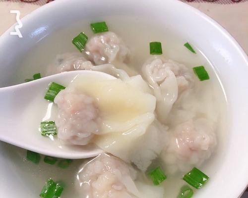 教你如何制作口感好、味道浓郁的鲜虾小馄饨（教你如何制作口感好、味道浓郁的鲜虾小馄饨）-第1张图片-美味行家