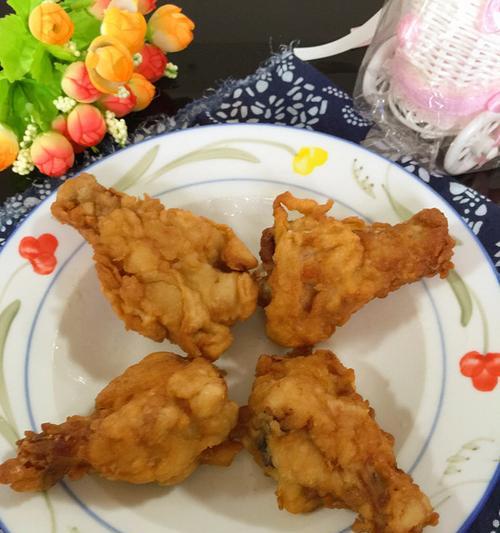 美味炸鸡腿的制作方法（让你在家也能做出媲美外面餐厅的鲜美炸鸡腿）-第1张图片-美味行家