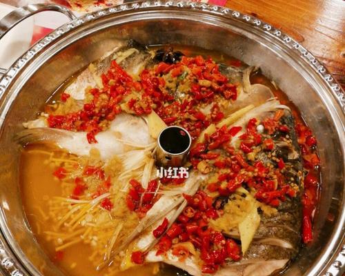 中韩养生鱼头的制作与食用方法（颠覆你对鱼头的认知，从此吃出健康）-第2张图片-美味行家