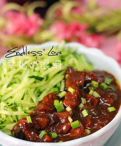 吃货必备（重庆小面的特色美食，炸酱面的口感与做法）-第2张图片-美味行家