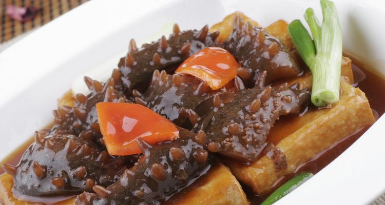 水中人参炖鸡的制作方法（营养美味，助力健康）-第2张图片-美味行家