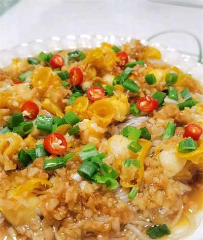 蒜蓉扇贝肉蒸粉丝，美味又健康（一道简单易学的海鲜粉丝菜品）-第2张图片-美味行家