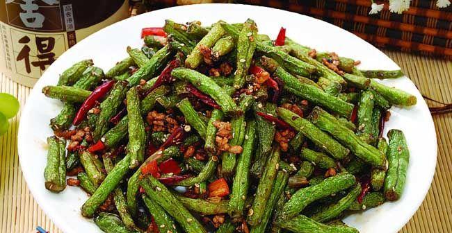 香辣四季豆的做法（辣味十足的四季豆，鲜香可口的美食）-第2张图片-美味行家