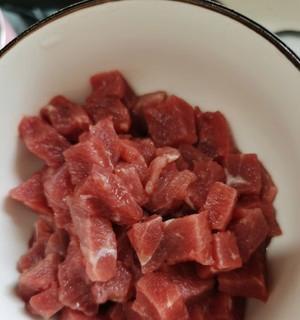 辣味满满，口感十足——以香辣白干为主角的美食之旅（品尝四川地道美食，享受辣到心底的滋味）-第3张图片-美味行家