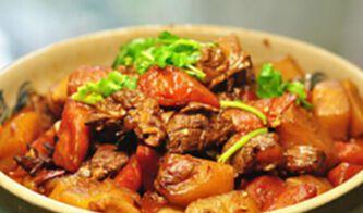 美味文羊肉排的烹饪技巧（口感鲜美、香气扑鼻、营养丰富，一道让人难以忘怀的佳肴）-第2张图片-美味行家