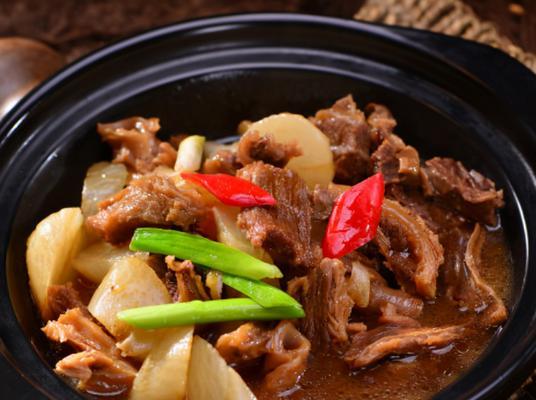 美味文羊肉排的烹饪技巧（口感鲜美、香气扑鼻、营养丰富，一道让人难以忘怀的佳肴）-第3张图片-美味行家