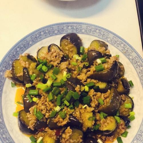 肉末茄子简易版的制作方法（简单易学，家庭必备）-第1张图片-美味行家