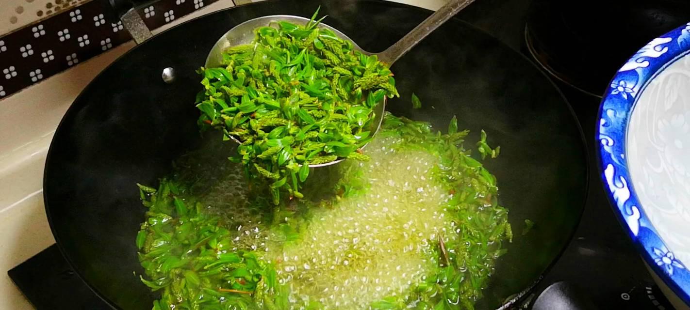 探秘拌柳芽的美味做法（走进春天的餐桌鲜美无比的柳芽拌餐）-第2张图片-美味行家
