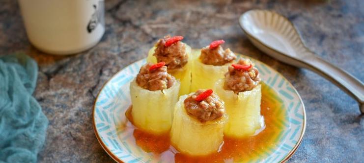 家常美食——五花肉烧冬瓜（营养美味，口感丰富）-第1张图片-美味行家