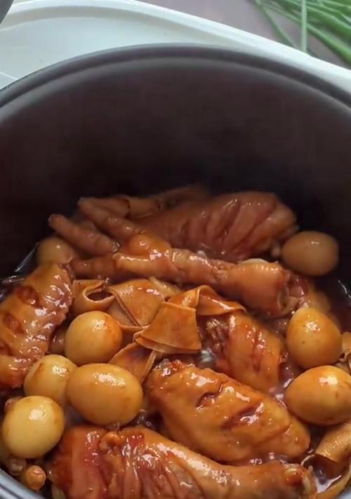 不加一滴水，香气四溢的酱焖鸭腿（如何做出酱香扑鼻的美味鸭腿？）-第3张图片-美味行家