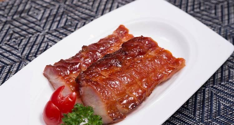 慕名而来，尝黯然销魂的叉烧（一位美食家的亲身体验，揭秘叉烧制作中的精髓）-第1张图片-美味行家