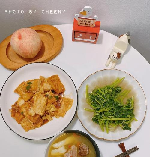 营养美味山药红枣老鸭汤的制作方法（营养美味的健康汤品，让你倍感温暖）-第3张图片-美味行家