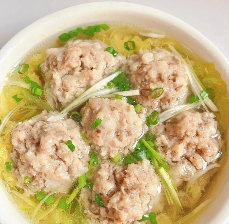 白蒿蒸菜，清香可口的家常美食（健康低脂的绿色美味，美味与健康并存）-第3张图片-美味行家