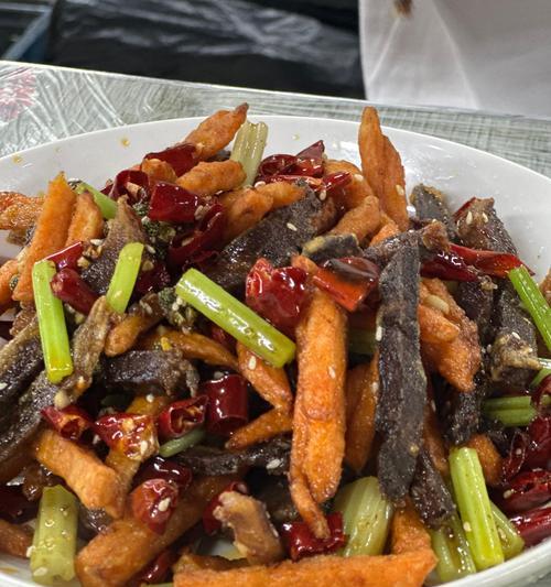 蒜薹煸牛肉丝的做法（家常菜谱，美味又营养）-第3张图片-美味行家