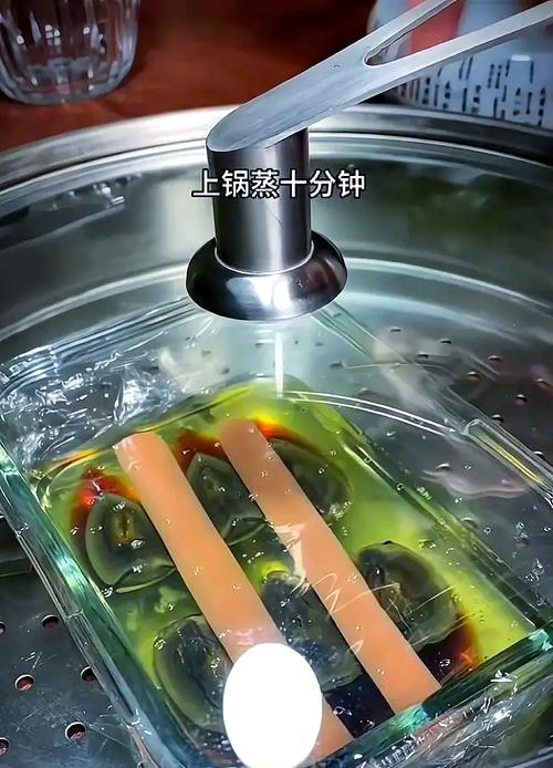 手把手教你制作美味的蒸皮蛋（从选料到蒸制，全程详解，轻松搞定）-第3张图片-美味行家