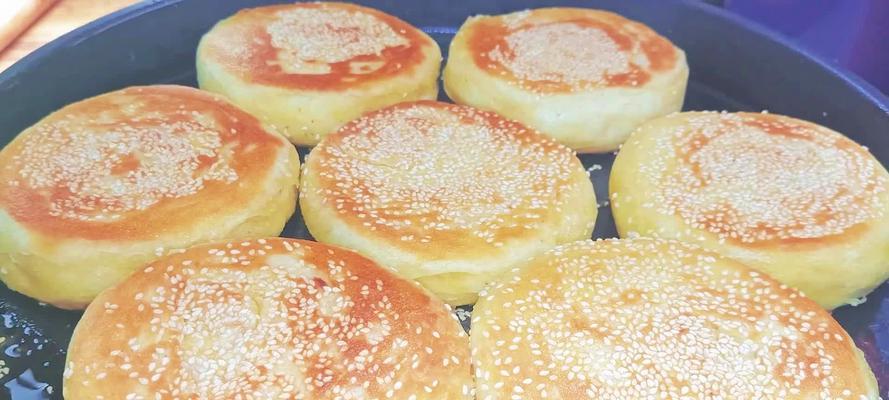 香豆酥饼的制作方法（口感酥脆，香气四溢，享受自制美味）-第2张图片-美味行家