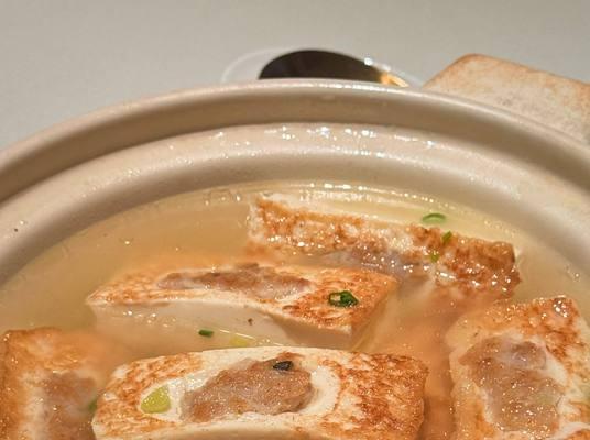 鲜美可口的鱼香烘蛋饺（教你轻松掌握烘蛋饺的制作技巧）-第3张图片-美味行家