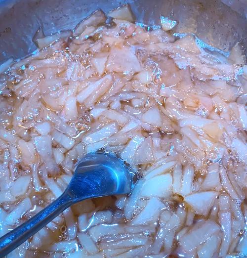 自制美味桃子酱的做法（简单易学，让你轻松自制桃子酱）-第3张图片-美味行家