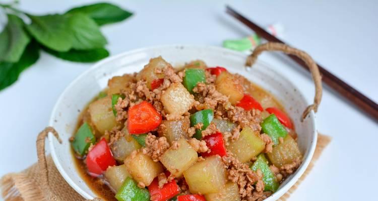 清烧冬瓜的做法（清爽可口的夏日必备）-第3张图片-美味行家
