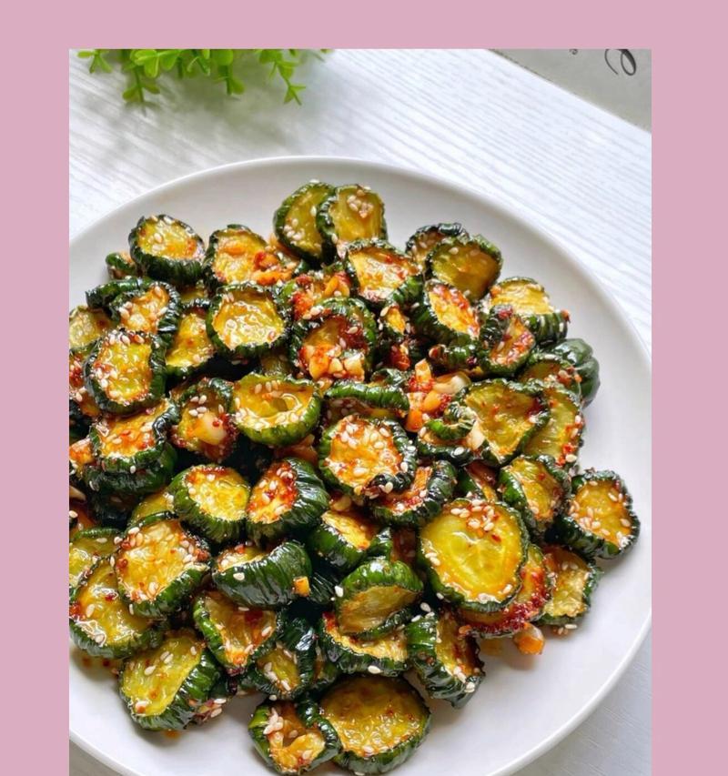 咸蛋黄凉拌黄瓜的美食体验（以咸蛋黄为调味，清爽爽口的黄瓜沙拉）-第3张图片-美味行家