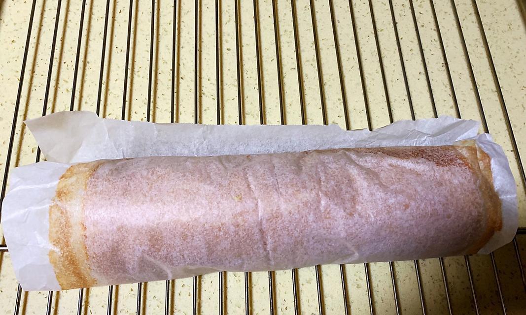 用香葱做小四卷，美味又健康（传统美食的新变革，多样化的口感与营养）-第3张图片-美味行家