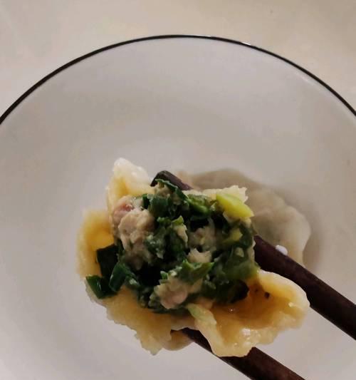 一口吃下无丝芸豆猪肉水饺，美味与健康兼得（手工制作，营养丰富的家常小吃）-第2张图片-美味行家