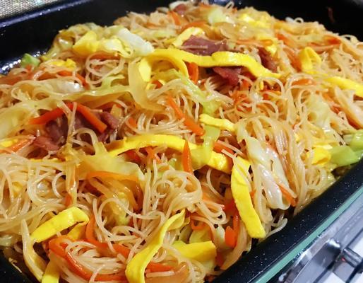包菜肉丁炒米粉，美味易做（快乐厨房，轻松入手）-第2张图片-美味行家
